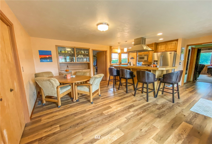 911 Armstrong, Wilbur, Washington 99185, 3 Bedrooms Bedrooms, ,2 BathroomsBathrooms,Residential,For Sale,Armstrong,NWM1857456