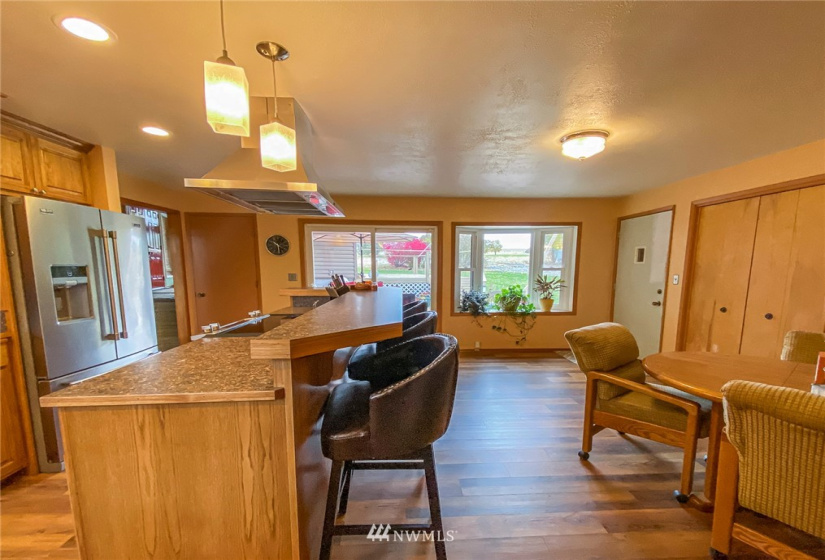 911 Armstrong, Wilbur, Washington 99185, 3 Bedrooms Bedrooms, ,2 BathroomsBathrooms,Residential,For Sale,Armstrong,NWM1857456