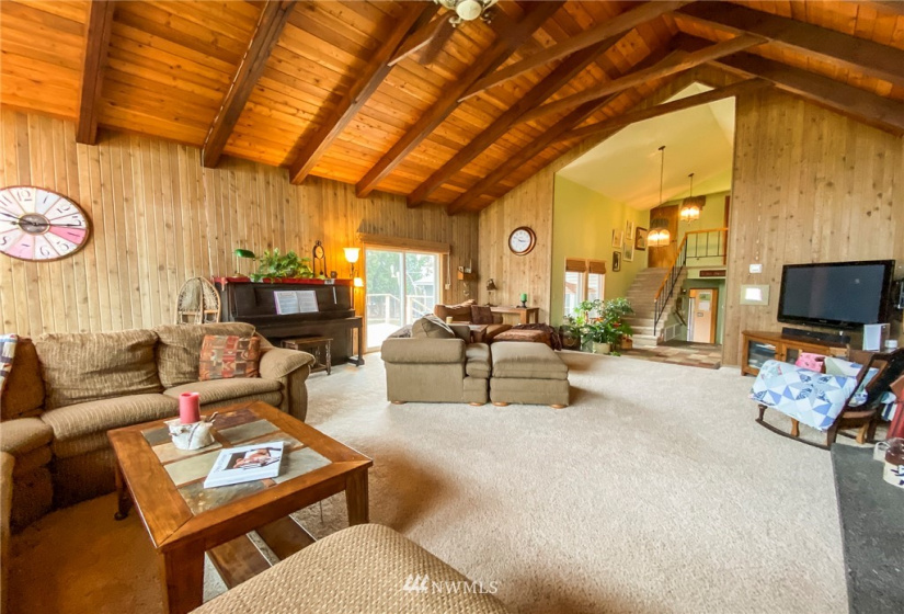 911 Armstrong, Wilbur, Washington 99185, 3 Bedrooms Bedrooms, ,2 BathroomsBathrooms,Residential,For Sale,Armstrong,NWM1857456