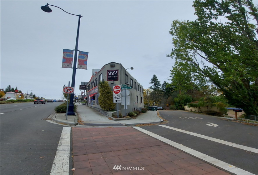 19508 Aurora, Shoreline, Washington 98133, ,Commercial Sale,For Sale,Aurora,NWM1858810