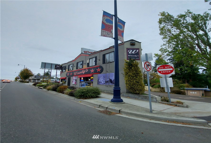 19508 Aurora, Shoreline, Washington 98133, ,Commercial Sale,For Sale,Aurora,NWM1858810