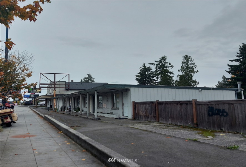 19508 Aurora, Shoreline, Washington 98133, ,Commercial Sale,For Sale,Aurora,NWM1858810