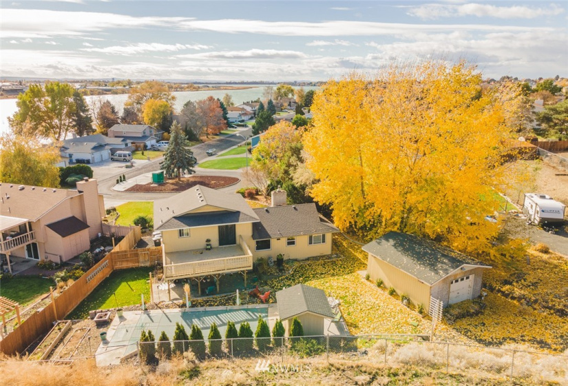 524 Edgewater, Moses Lake, Washington 98837, 3 Bedrooms Bedrooms, ,2 BathroomsBathrooms,Residential,For Sale,Edgewater,NWM1859310