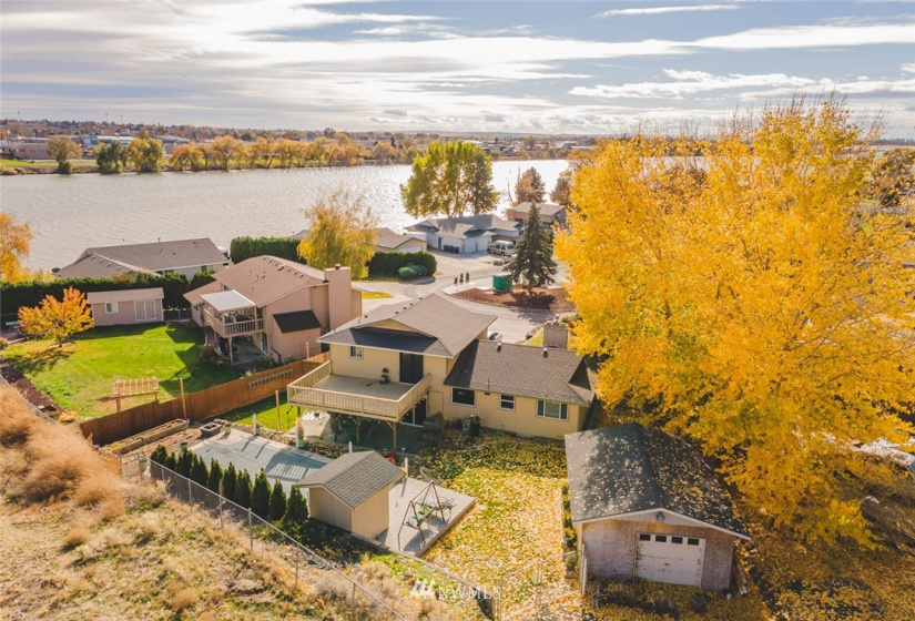 524 Edgewater, Moses Lake, Washington 98837, 3 Bedrooms Bedrooms, ,2 BathroomsBathrooms,Residential,For Sale,Edgewater,NWM1859310