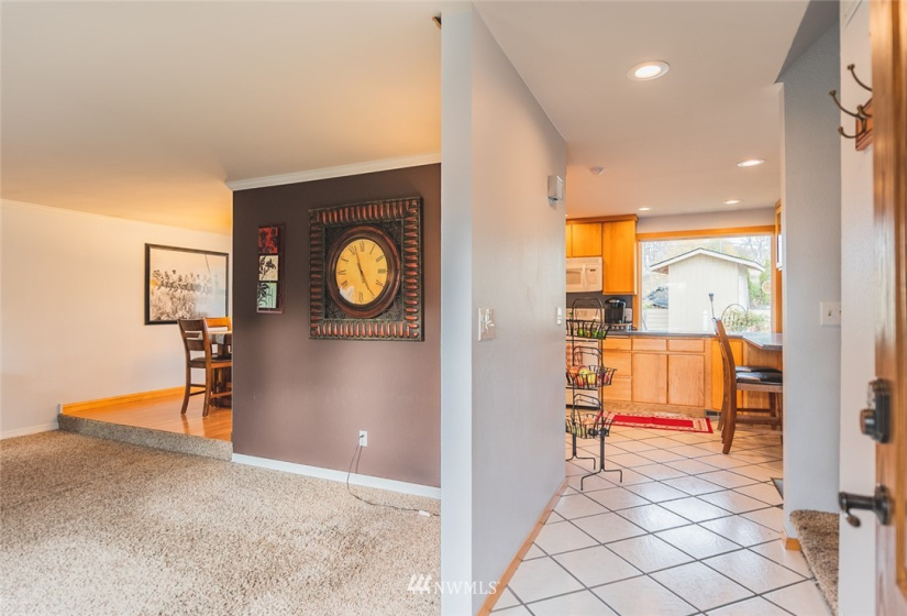 524 Edgewater, Moses Lake, Washington 98837, 3 Bedrooms Bedrooms, ,2 BathroomsBathrooms,Residential,For Sale,Edgewater,NWM1859310