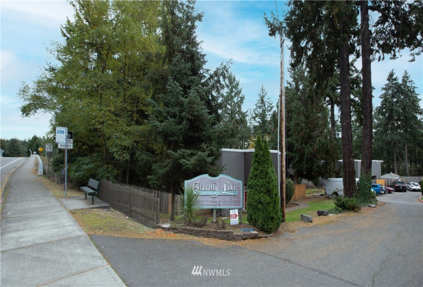 13055 Pacific, Lakewood, Washington 98499, 2 Bedrooms Bedrooms, ,1 BathroomBathrooms,Residential,For Sale,Pacific,NWM1858998