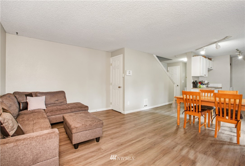 13055 Pacific, Lakewood, Washington 98499, 2 Bedrooms Bedrooms, ,1 BathroomBathrooms,Residential,For Sale,Pacific,NWM1858998