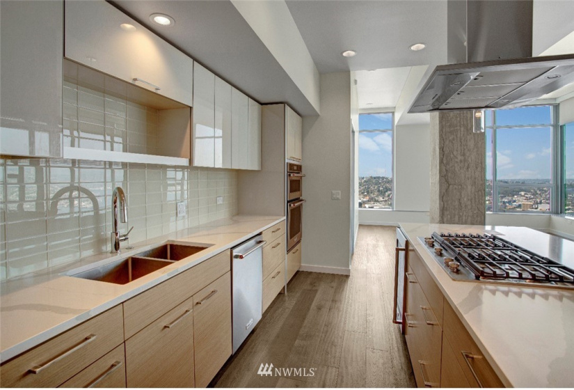 1823 Minor, Seattle, Washington 98101, 2 Bedrooms Bedrooms, ,2 BathroomsBathrooms,Residential Lease,For Rent,Minor,NWM1859514