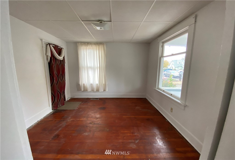 326 6th, College Place, Washington 99362, 4 Bedrooms Bedrooms, ,2 BathroomsBathrooms,Residential,For Sale,6th,NWM1859592