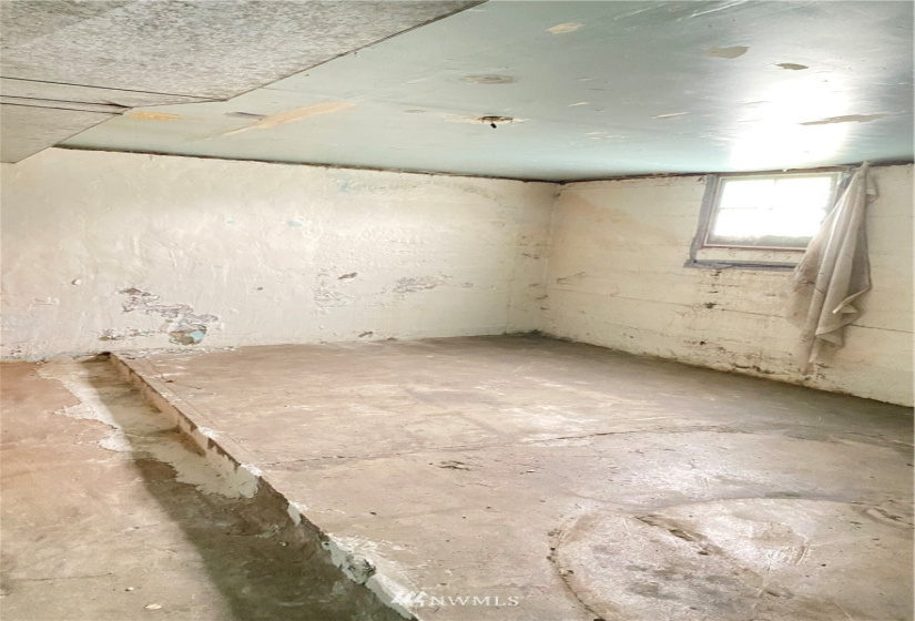 326 6th, College Place, Washington 99362, 4 Bedrooms Bedrooms, ,2 BathroomsBathrooms,Residential,For Sale,6th,NWM1859592