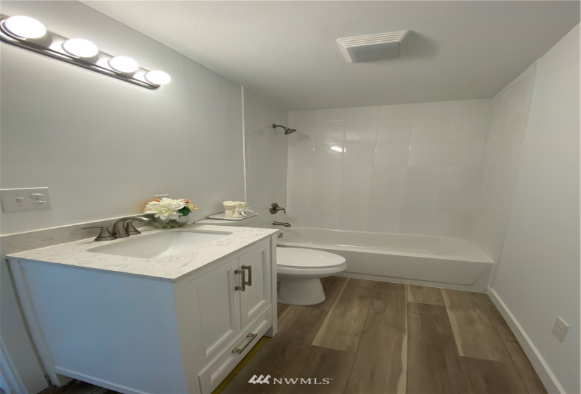 2996 Dakota, Seattle, Washington 98108, 3 Bedrooms Bedrooms, ,2 BathroomsBathrooms,Residential,For Sale,Dakota,NWM1859387