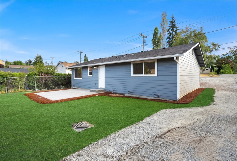 2996 Dakota, Seattle, Washington 98108, 3 Bedrooms Bedrooms, ,2 BathroomsBathrooms,Residential,For Sale,Dakota,NWM1859387