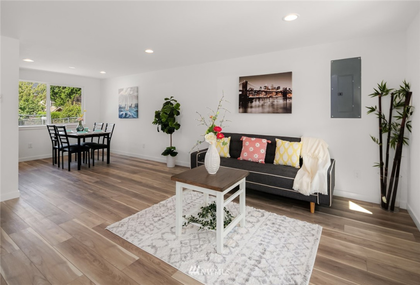 2996 Dakota, Seattle, Washington 98108, 3 Bedrooms Bedrooms, ,2 BathroomsBathrooms,Residential,For Sale,Dakota,NWM1859387
