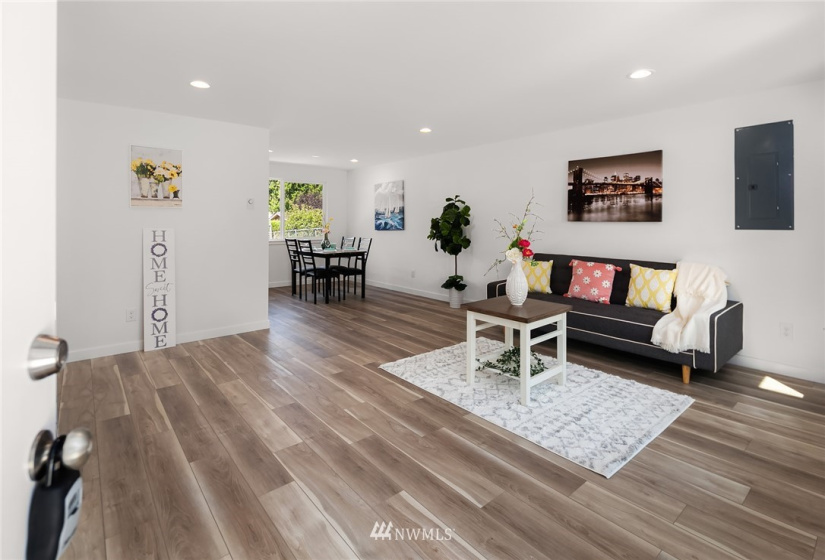 2996 Dakota, Seattle, Washington 98108, 3 Bedrooms Bedrooms, ,2 BathroomsBathrooms,Residential,For Sale,Dakota,NWM1859387
