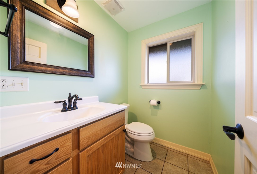100 Pryor, Pateros, Washington 98846, 3 Bedrooms Bedrooms, ,1 BathroomBathrooms,Residential,For Sale,Rio Terrace,Pryor,NWM1852169