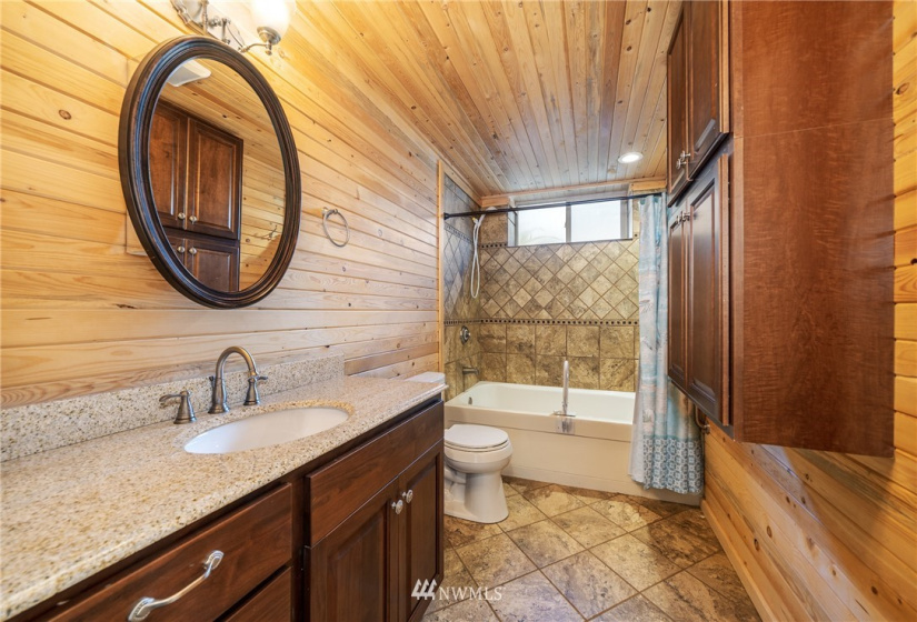 100 Pryor, Pateros, Washington 98846, 3 Bedrooms Bedrooms, ,1 BathroomBathrooms,Residential,For Sale,Rio Terrace,Pryor,NWM1852169