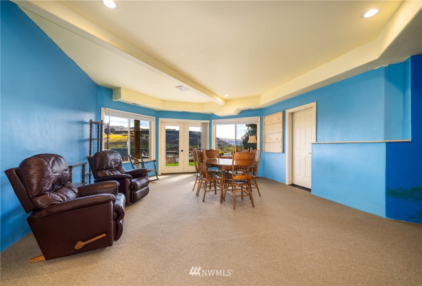 100 Pryor, Pateros, Washington 98846, 3 Bedrooms Bedrooms, ,1 BathroomBathrooms,Residential,For Sale,Rio Terrace,Pryor,NWM1852169