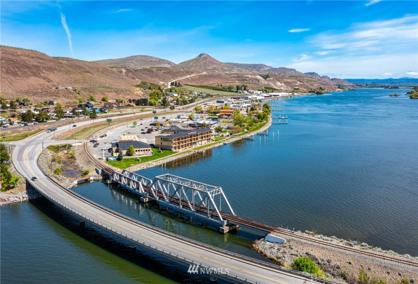 100 Pryor, Pateros, Washington 98846, 3 Bedrooms Bedrooms, ,1 BathroomBathrooms,Residential,For Sale,Rio Terrace,Pryor,NWM1852169