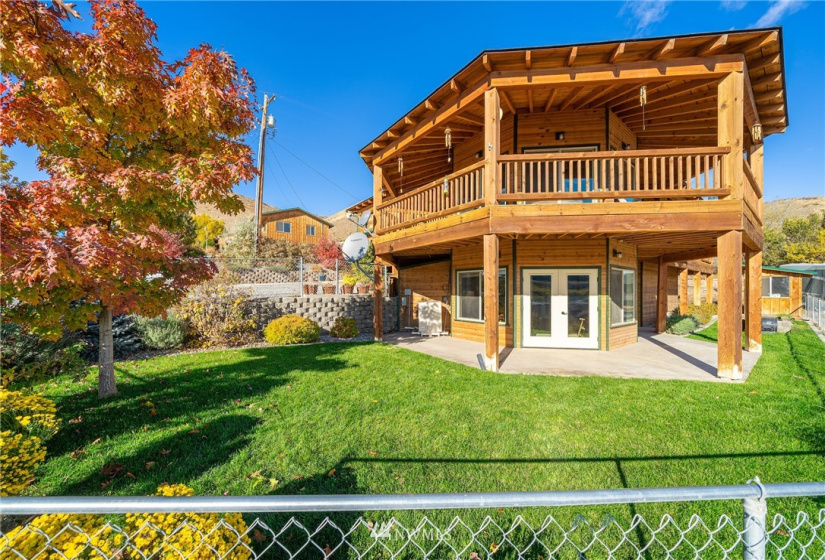 100 Pryor, Pateros, Washington 98846, 3 Bedrooms Bedrooms, ,1 BathroomBathrooms,Residential,For Sale,Rio Terrace,Pryor,NWM1852169