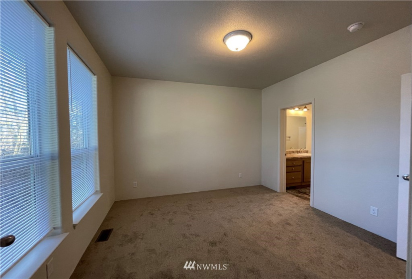 2411 Grandview, Ferndale, Washington 98248, 2 Bedrooms Bedrooms, ,2 BathroomsBathrooms,Manufactured In Park,For Sale,Grandview,NWM1859942