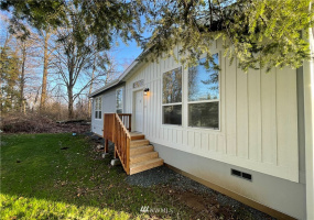 2411 Grandview, Ferndale, Washington 98248, 2 Bedrooms Bedrooms, ,2 BathroomsBathrooms,Manufactured In Park,For Sale,Grandview,NWM1859942