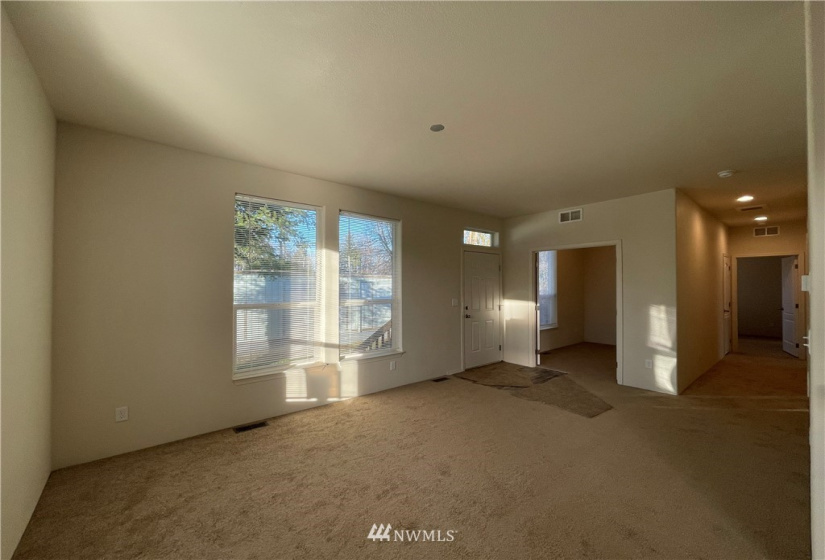 2411 Grandview, Ferndale, Washington 98248, 2 Bedrooms Bedrooms, ,2 BathroomsBathrooms,Manufactured In Park,For Sale,Grandview,NWM1859942