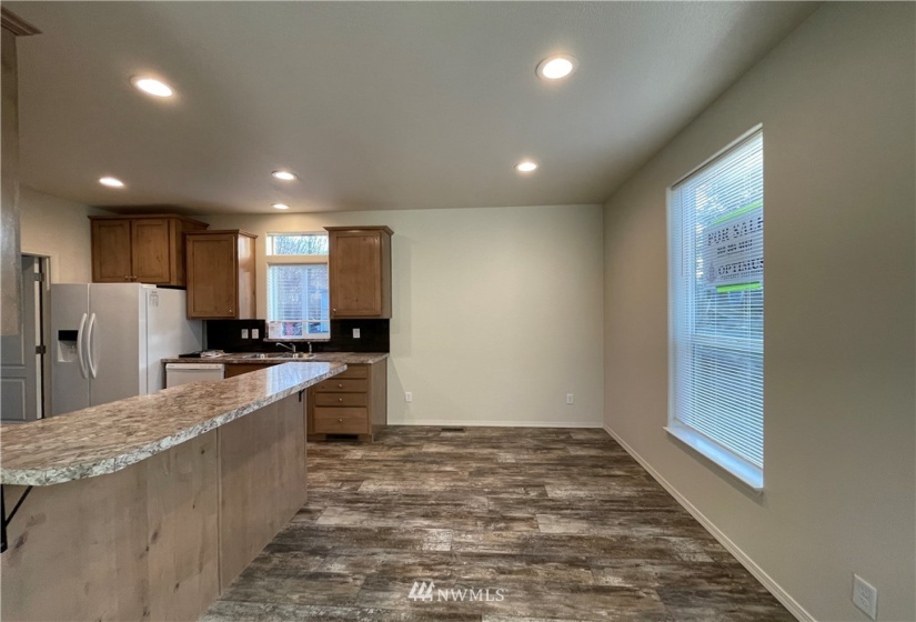 2411 Grandview, Ferndale, Washington 98248, 2 Bedrooms Bedrooms, ,2 BathroomsBathrooms,Manufactured In Park,For Sale,Grandview,NWM1859942