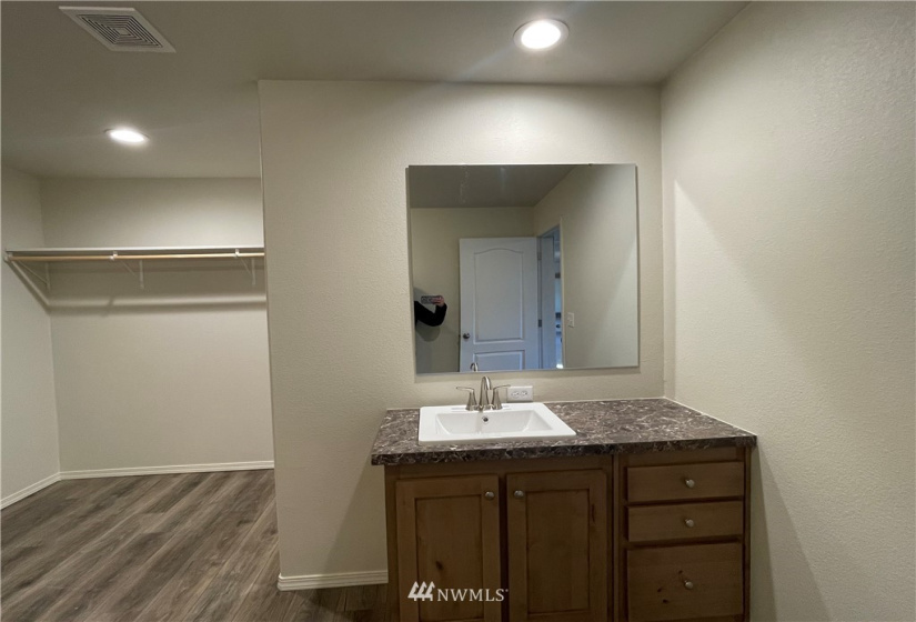 2411 Grandview, Ferndale, Washington 98248, 3 Bedrooms Bedrooms, ,2 BathroomsBathrooms,Manufactured In Park,For Sale,Grandview,NWM1860089