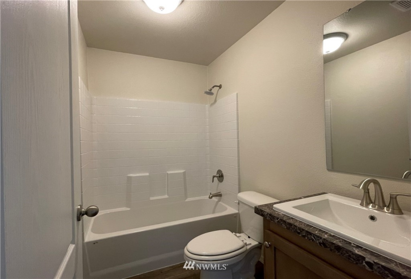 2411 Grandview, Ferndale, Washington 98248, 3 Bedrooms Bedrooms, ,2 BathroomsBathrooms,Manufactured In Park,For Sale,Grandview,NWM1860089
