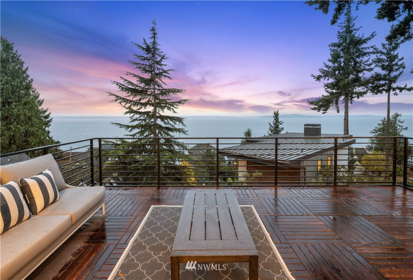 5630 Beach, Seattle, Washington 98136, 6 Bedrooms Bedrooms, ,3 BathroomsBathrooms,Residential,For Sale,Parcel D- 2304666,Beach,NWM1859910
