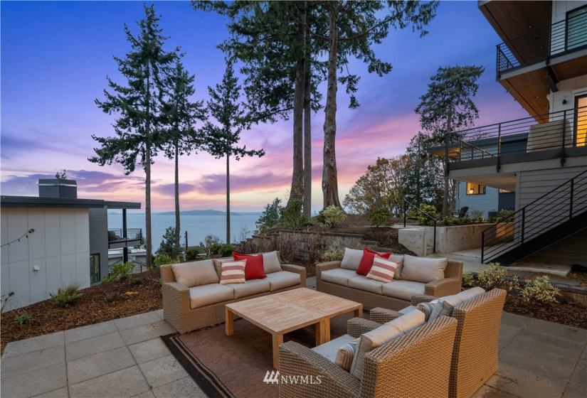 5630 Beach, Seattle, Washington 98136, 6 Bedrooms Bedrooms, ,3 BathroomsBathrooms,Residential,For Sale,Parcel D- 2304666,Beach,NWM1859910