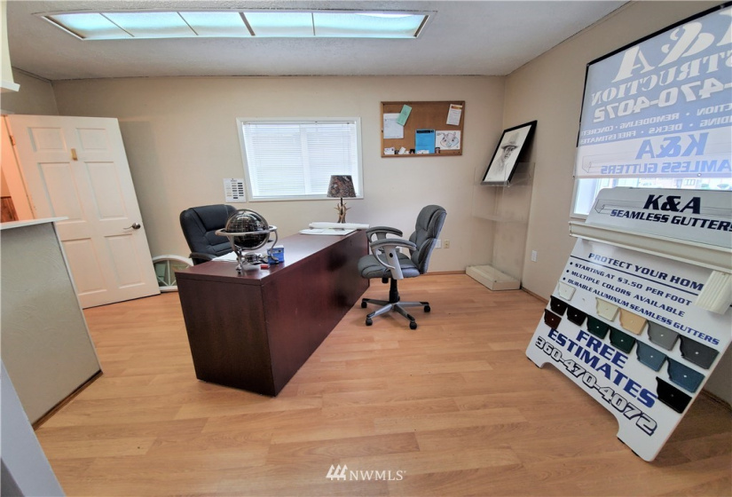 109 Main, Elma, Washington 98541, ,Commercial Sale,For Sale,Main,NWM1857993