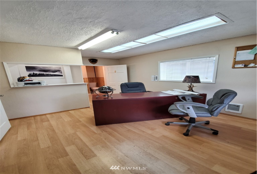 109 Main, Elma, Washington 98541, ,Commercial Sale,For Sale,Main,NWM1857993