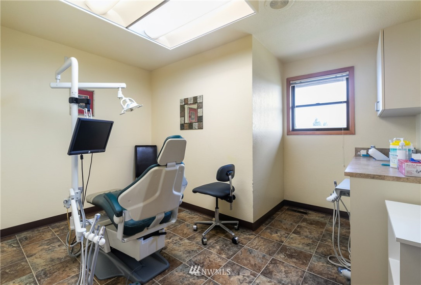 7000 Guide Meridian, Lynden, Washington 98264, ,Commercial Sale,For Sale,Guide Meridian,NWM1859556