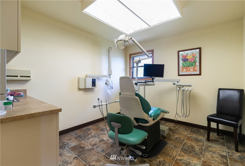 7000 Guide Meridian, Lynden, Washington 98264, ,Commercial Sale,For Sale,Guide Meridian,NWM1859556