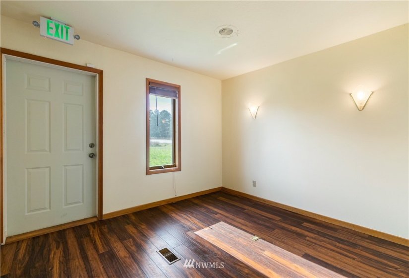 7000 Guide Meridian, Lynden, Washington 98264, ,Commercial Sale,For Sale,Guide Meridian,NWM1859556