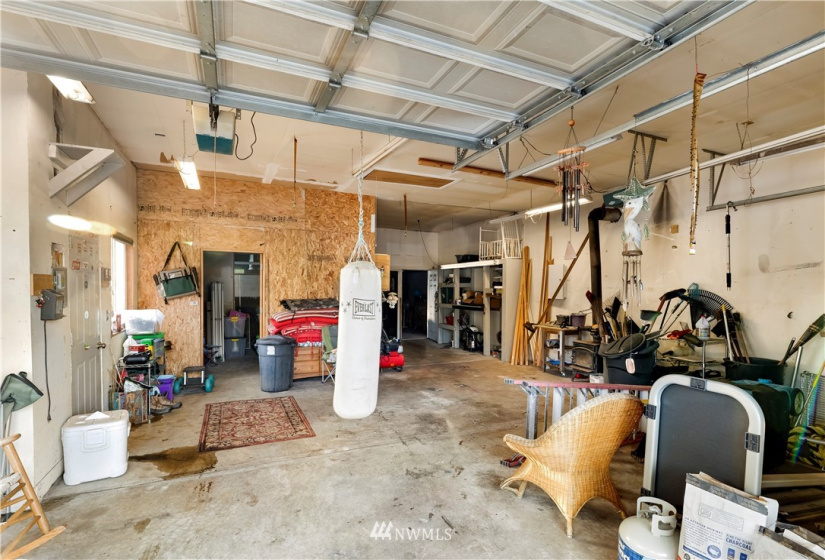 32512 10th, Roy, Washington 98580, 5 Bedrooms Bedrooms, ,2 BathroomsBathrooms,Residential,For Sale,10th,NWM1859990