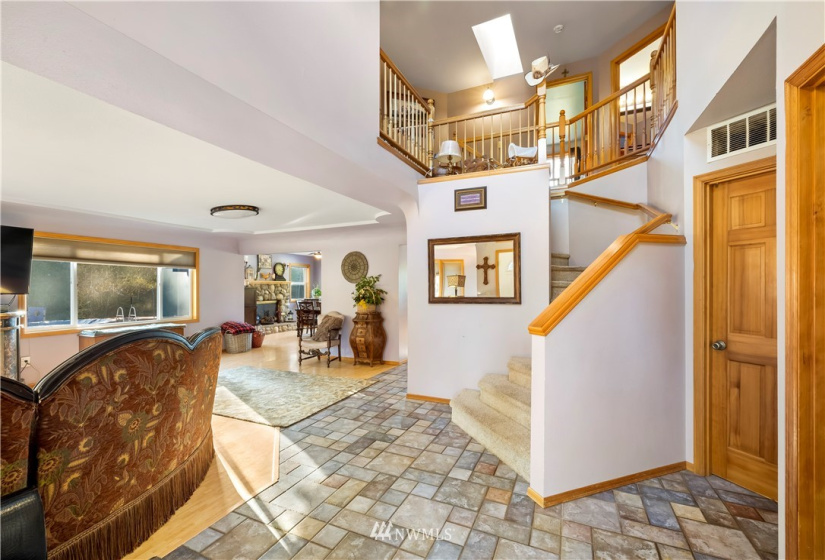 32512 10th, Roy, Washington 98580, 5 Bedrooms Bedrooms, ,2 BathroomsBathrooms,Residential,For Sale,10th,NWM1859990