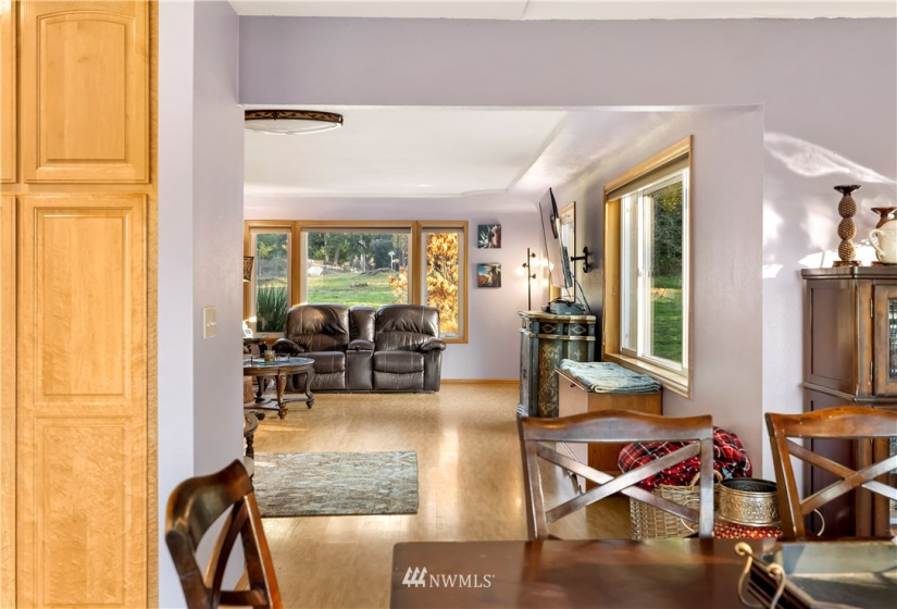 32512 10th, Roy, Washington 98580, 5 Bedrooms Bedrooms, ,2 BathroomsBathrooms,Residential,For Sale,10th,NWM1859990