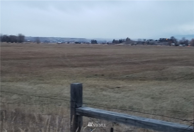 1011 Bender, Ellensburg, Washington 98926, ,Land,For Sale,Bender,NWM1544231