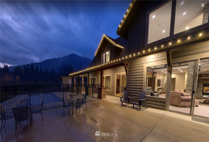 8885 Stage Rd, Leavenworth, Washington 98826, 6 Bedrooms Bedrooms, ,1 BathroomBathrooms,Residential,For Sale,Stage Rd,NWM1859871