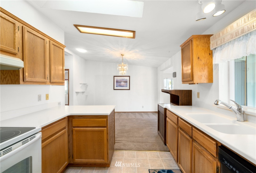 1303 Enchantment, Wenatchee, Washington 98801, 3 Bedrooms Bedrooms, ,1 BathroomBathrooms,Residential,For Sale,Twin Peaks,Enchantment,NWM1860206