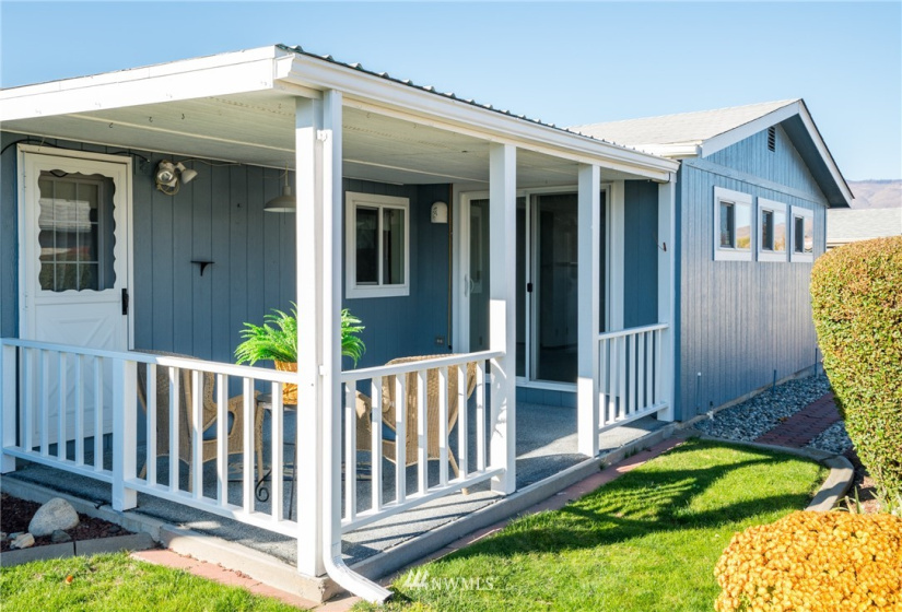 1303 Enchantment, Wenatchee, Washington 98801, 3 Bedrooms Bedrooms, ,1 BathroomBathrooms,Residential,For Sale,Twin Peaks,Enchantment,NWM1860206