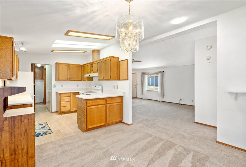 1303 Enchantment, Wenatchee, Washington 98801, 3 Bedrooms Bedrooms, ,1 BathroomBathrooms,Residential,For Sale,Twin Peaks,Enchantment,NWM1860206