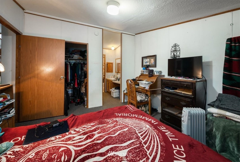 8396 Golden Valley, Maple Falls, Washington 98266, 3 Bedrooms Bedrooms, ,2 BathroomsBathrooms,Residential,For Sale,Golden Valley,NWM1858432