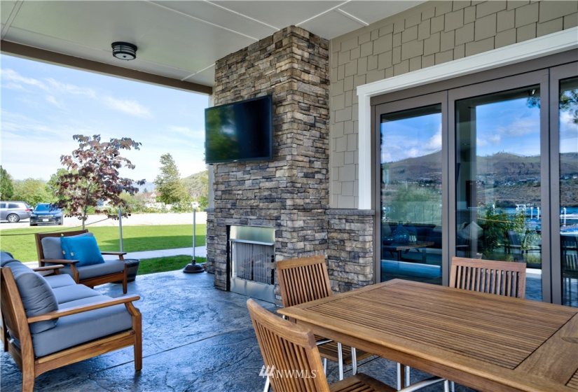 1350 Woodin, Chelan, Washington 98816, ,Residential,For Sale,Sunset Marina,Woodin,NWM1861229