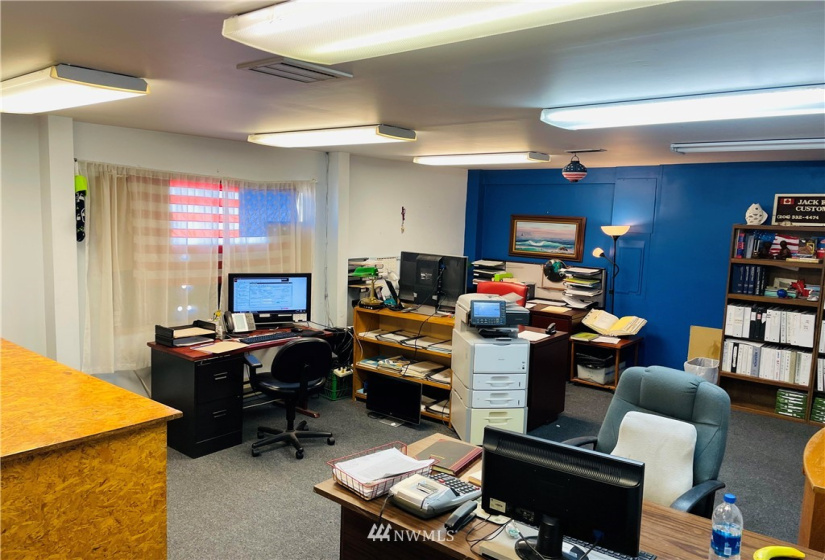 61 12th, Blaine, Washington 98231, ,Commercial Sale,For Sale,12th,NWM1861126