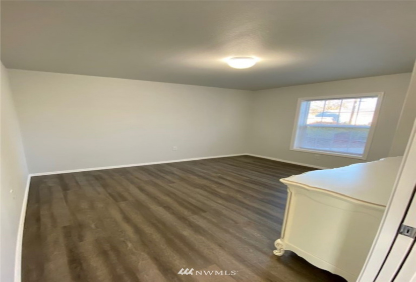 330 10th, Ephrata, Washington 98823, 6 Bedrooms Bedrooms, ,3 BathroomsBathrooms,Residential,For Sale,Barclay Addition,10th,NWM1860851