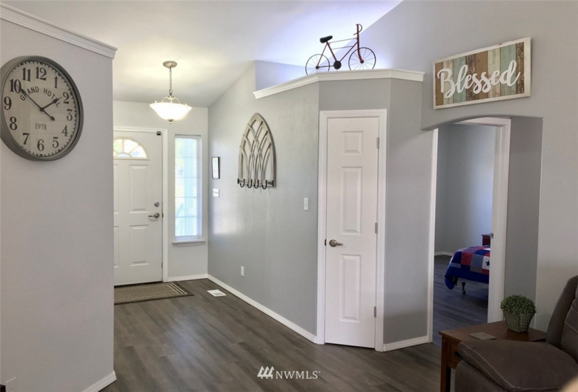 330 10th, Ephrata, Washington 98823, 6 Bedrooms Bedrooms, ,3 BathroomsBathrooms,Residential,For Sale,Barclay Addition,10th,NWM1860851
