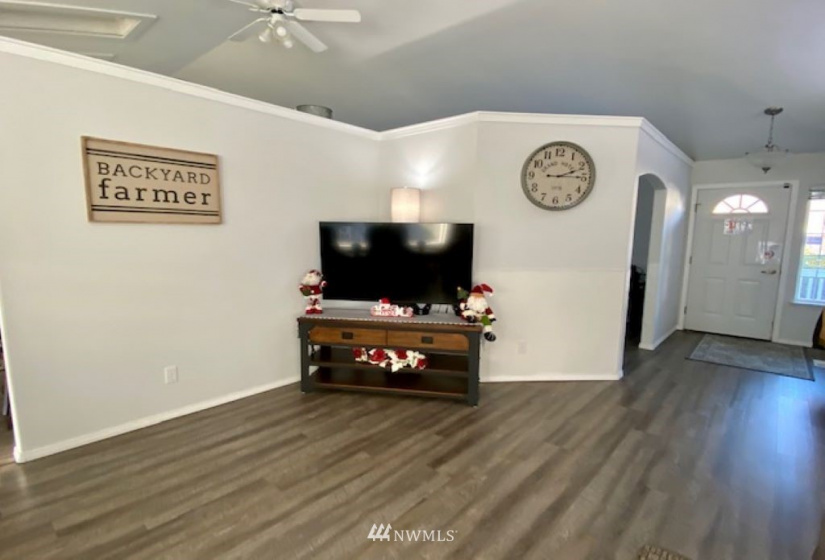 330 10th, Ephrata, Washington 98823, 6 Bedrooms Bedrooms, ,3 BathroomsBathrooms,Residential,For Sale,Barclay Addition,10th,NWM1860851